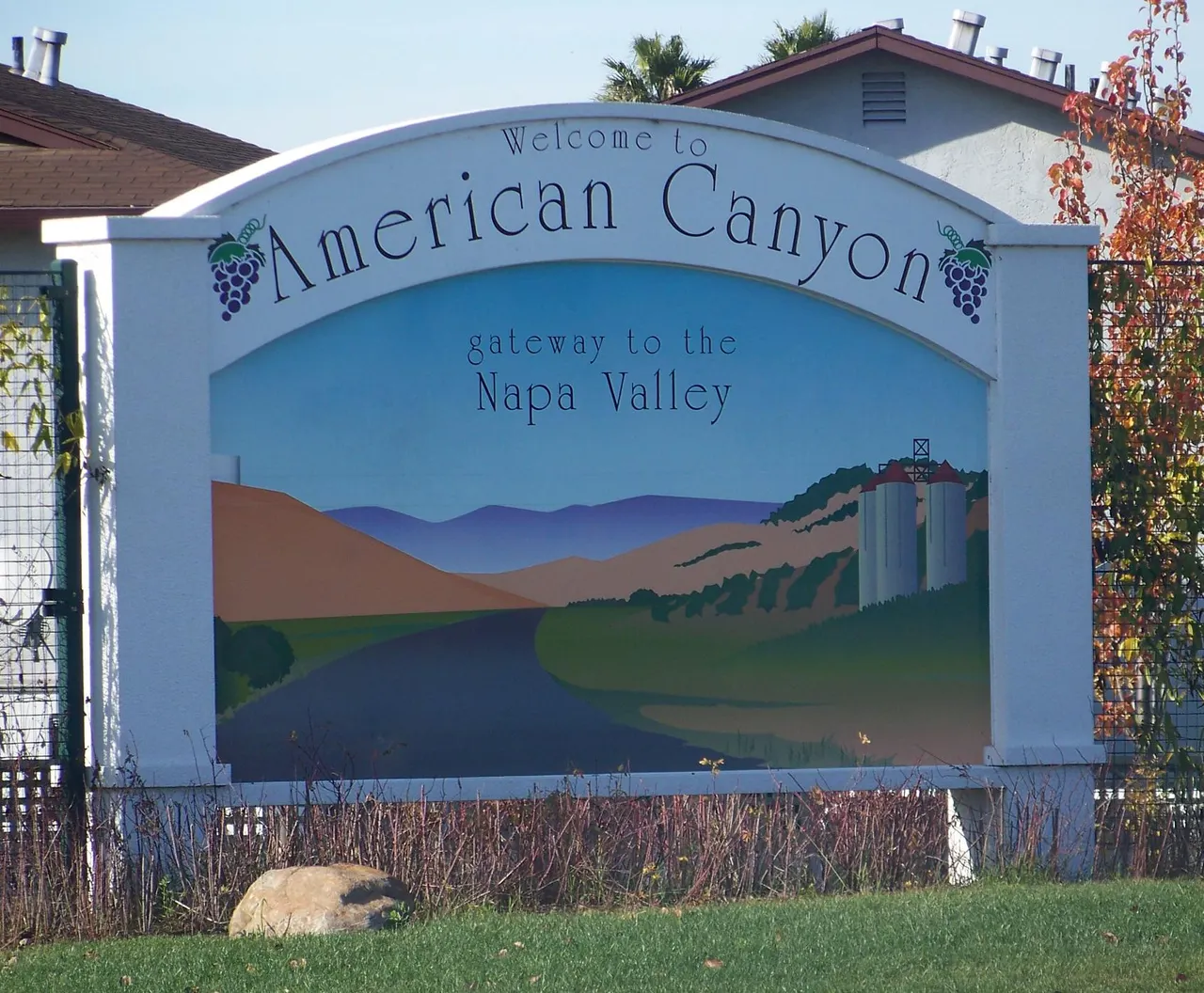 American Canyon gateway sign at Flosden Road and American Canyon Road.
