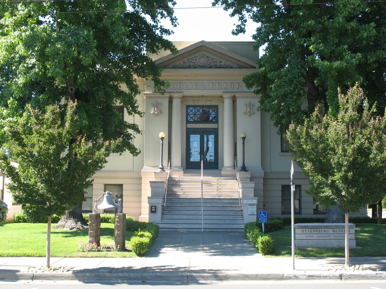 The former Carnegie Library, now the Healdsburg Museum, on Matheson Street.