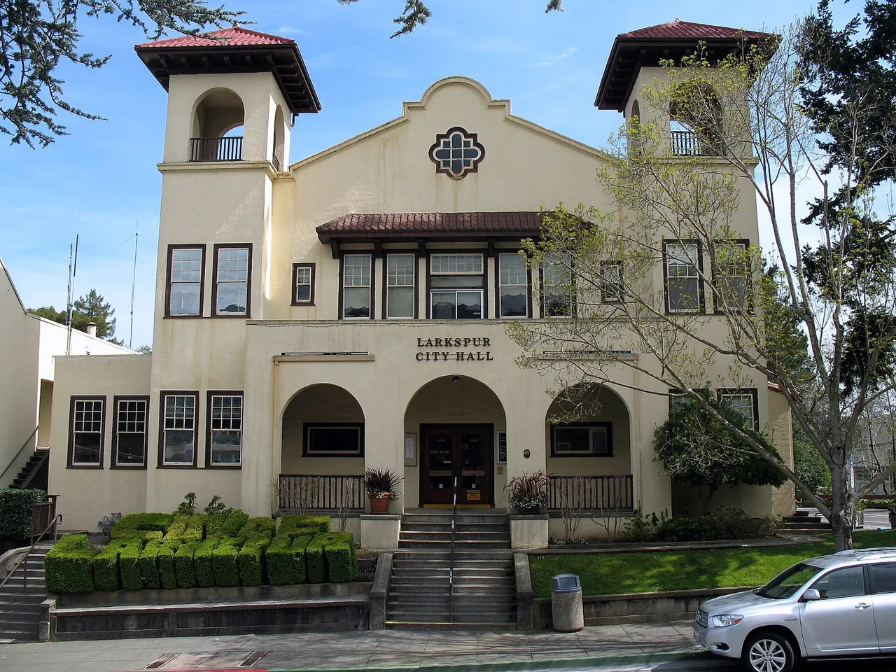 Larkspur City Hall and its twin towers on Magnolia Avenue.