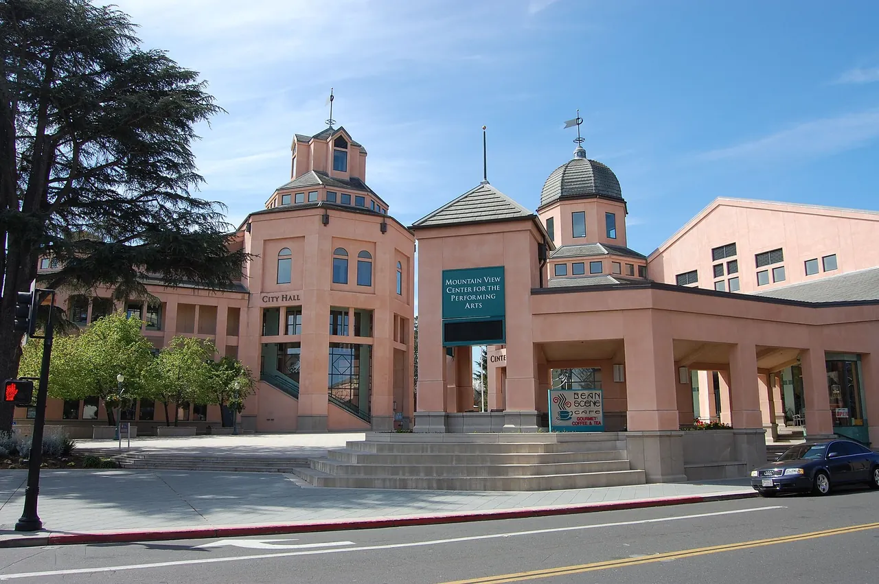 Mountain View Center for the Performing Arts, with its entrance plaza beside Castro Street.